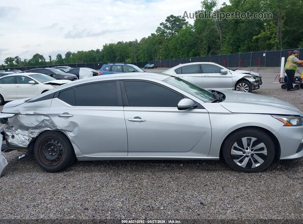 1N4BL4BVXLC247695 2020 NISSAN ALTIMA Серебряный Вид задней части салона