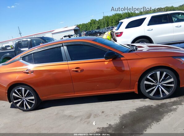 1N4BL4CV0LC277514 2020 NISSAN ALTIMA Orange Սալոնի հետևի տեսք