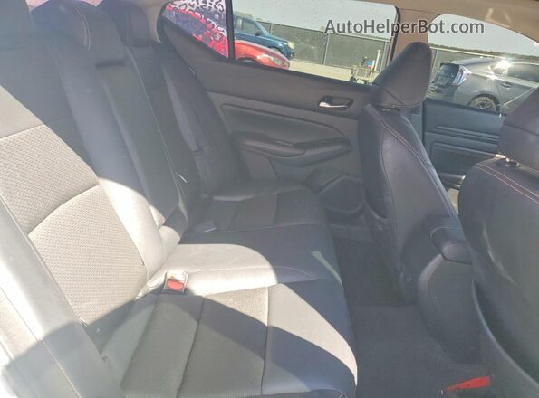 1N4BL4CV0MN341038 2021 NISSAN ALTIMA White Rear seats view