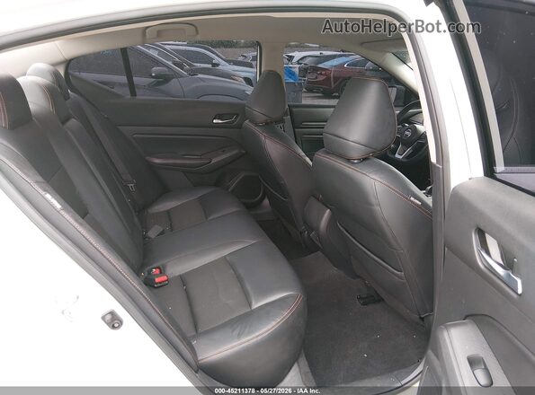 1N4BL4CV0MN419057 2021 NISSAN ALTIMA White VIN կոդի պիտակի տեսք