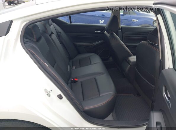 1N4BL4CV0NN368760 2022 NISSAN ALTIMA White VIN კოდის სტიკერის ხედი