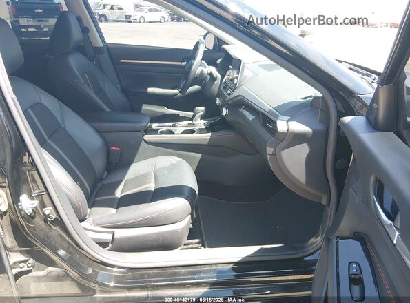 1N4BL4CV0PN342467 2023 NISSAN ALTIMA Черный Вид салона спереди