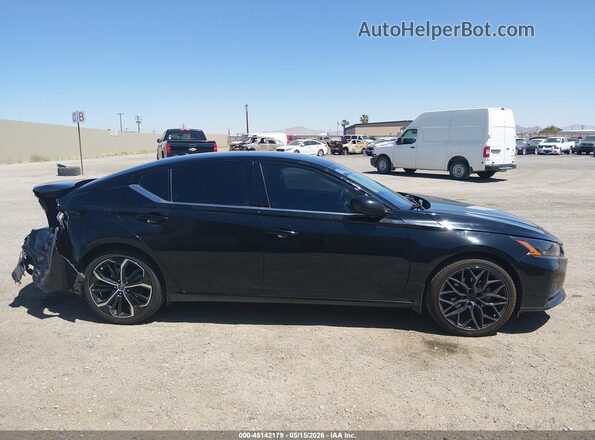 1N4BL4CV0PN342467 2023 NISSAN ALTIMA Черный Вид задней части салона