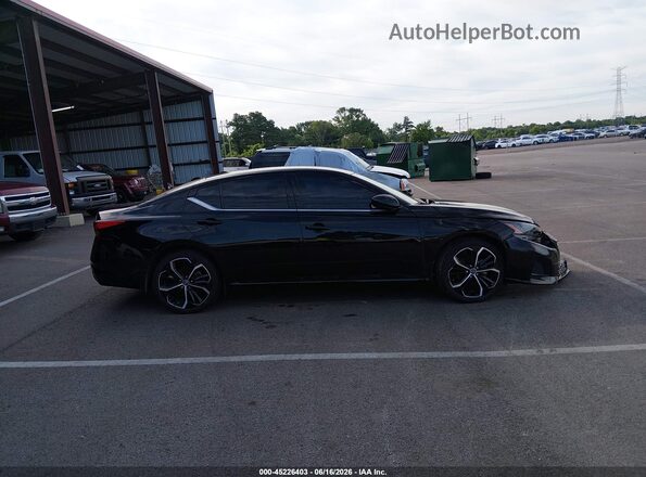 1N4BL4CV0RN307866 2024 NISSAN ALTIMA Black Вид задньої частини салону
