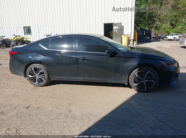 1N4BL4CV0RN328930 2024 NISSAN ALTIMA Black Vista interior trasera