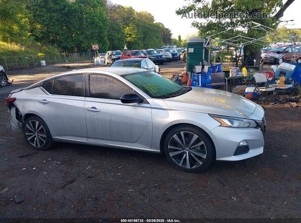 1N4BL4CV1KC129080 2019 NISSAN ALTIMA Silver Սալոնի հետևի տեսք