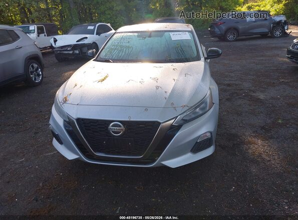 1N4BL4CV1KC129080 2019 NISSAN ALTIMA Silver Սարքավորումների վահանակի տեսք