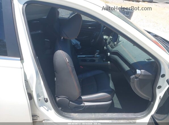 1N4BL4CV2KC250667 2019 NISSAN ALTIMA White Front interior view