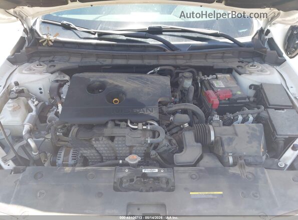 1N4BL4CV2KC250667 2019 NISSAN ALTIMA White Rear view