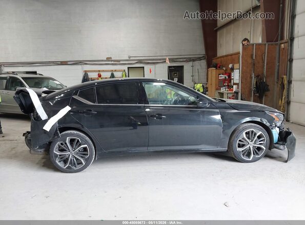 1N4BL4CV2SN312931 2025 NISSAN ALTIMA Black 