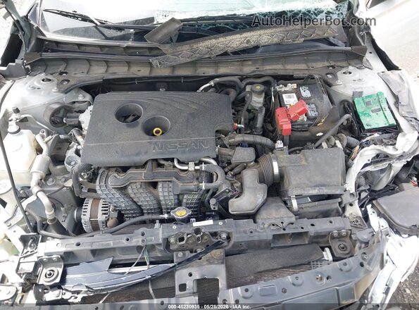 1N4BL4CV3KC194674 2019 NISSAN ALTIMA Silver Rear view