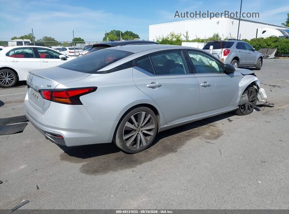 1N4BL4CV3NN352469 2022 NISSAN ALTIMA Silver უკანა მარჯვენა