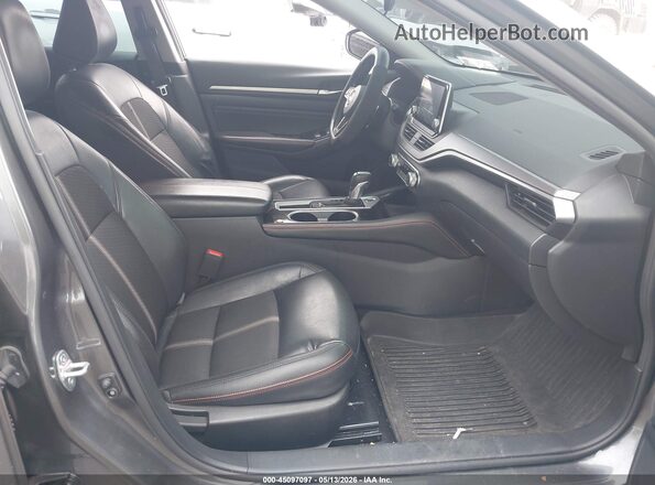 1N4BL4CV3PN341801 2023 NISSAN ALTIMA Gray Front interior view
