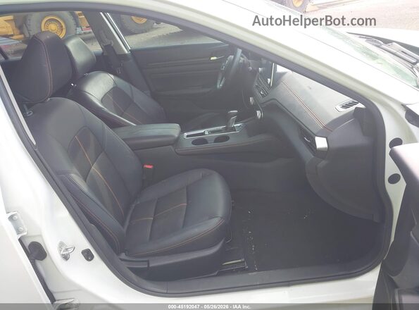 1N4BL4CV4MN372258 2021 NISSAN ALTIMA White 