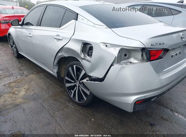 1N4BL4CV4NN352805 2022 NISSAN ALTIMA Silver Դիմացի տեսք