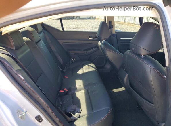 1N4BL4CV4RN343575 2024 NISSAN ALTIMA Gray Rear seats view