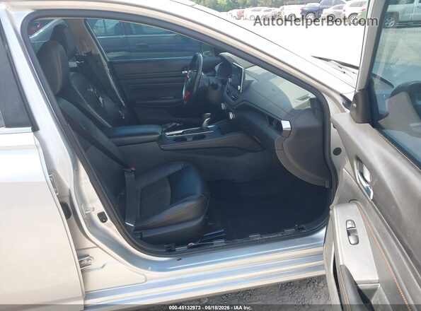 1N4BL4CV5LC127317 2020 NISSAN ALTIMA Серебряный Вид салона спереди