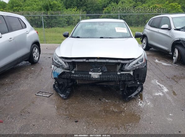 1N4BL4CV5NN316833 2022 NISSAN ALTIMA Silver Rear interior view