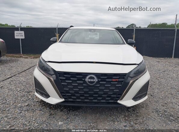 1N4BL4CV5RN368694 2024 NISSAN ALTIMA White Սարքավորումների վահանակի տեսք