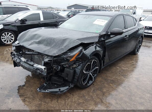 1N4BL4CV6RN349118 2024 NISSAN ALTIMA Black Առջևի ձախ երեք քառորդ տեսարան