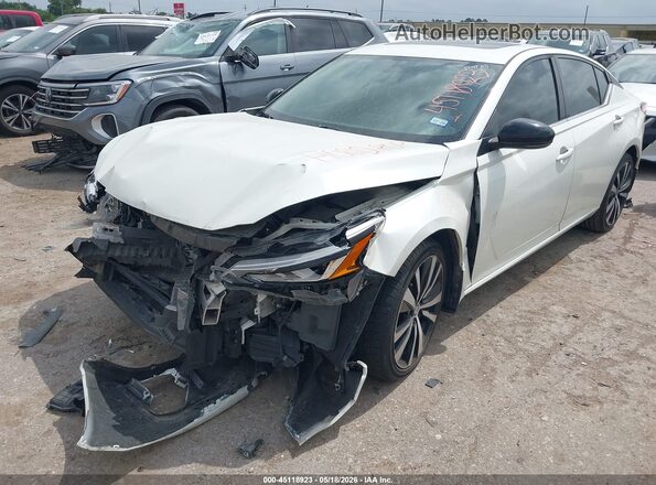 1N4BL4CV7KC114809 2019 NISSAN ALTIMA White Вид спереду
