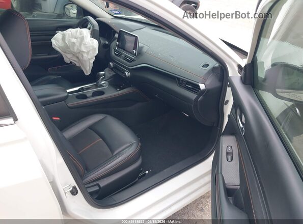 1N4BL4CV7KC114809 2019 NISSAN ALTIMA White Вид салону спереду