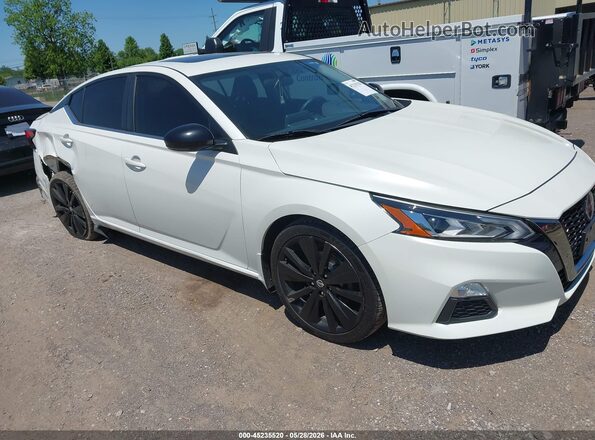 1N4BL4CV7KC237963 2019 NISSAN ALTIMA White Սալոնի հետևի տեսք