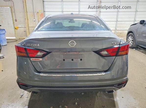 1N4BL4CV7LC284864 2020 NISSAN ALTIMA Charcoal Rear view