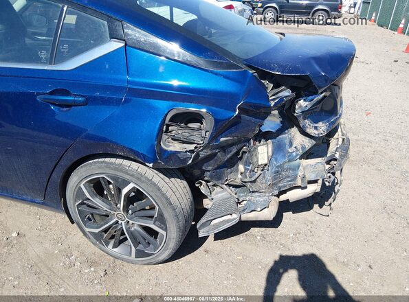 1N4BL4CV7RN302275 2024 NISSAN ALTIMA Blue Front view