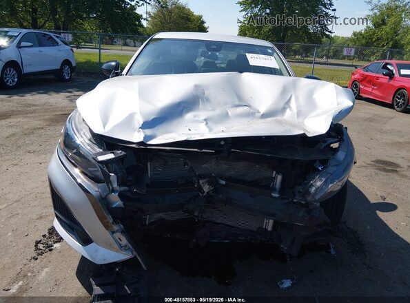 1N4BL4CV7RN400528 2024 NISSAN ALTIMA Silver Front view