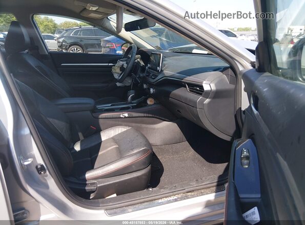 1N4BL4CV7RN400528 2024 NISSAN ALTIMA Silver Front interior view