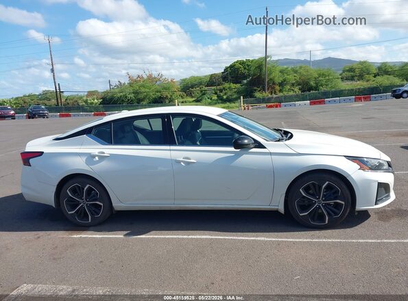 1N4BL4CV7SN415178 2025 NISSAN ALTIMA Белый Вид задней части салона