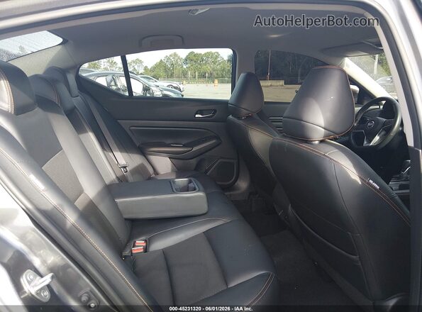 1N4BL4CV9NN368076 2022 NISSAN ALTIMA Gray VIN կոդի պիտակի տեսք