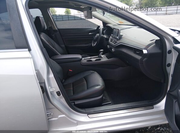 1N4BL4CVXKC149327 2019 NISSAN ALTIMA Silver Սալոնի դիմացի տեսք