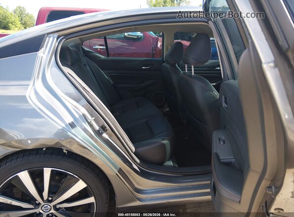 1N4BL4CVXLC127877 2020 NISSAN ALTIMA Gray VIN sticker view