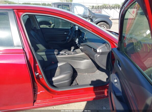 1N4BL4CVXMN342875 2021 NISSAN ALTIMA Red Front interior view