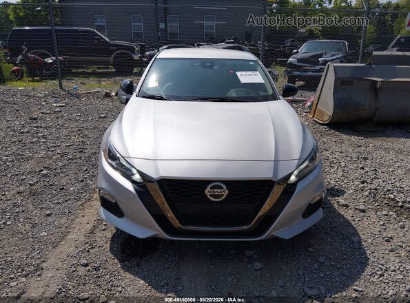 1N4BL4CVXNN326533 2022 NISSAN ALTIMA Silver Widok wnętrza z tyłu