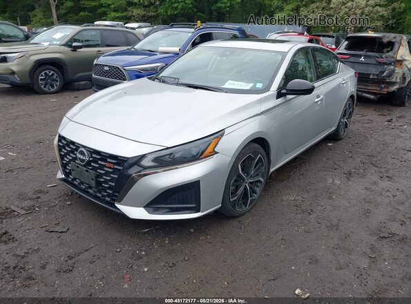 1N4BL4CVXRN324173 2024 NISSAN ALTIMA Silver წინა მარცხენა ხედი სამი მეოთხედიდან