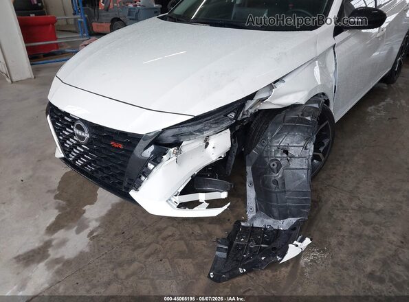 1N4BL4CVXSN405678 2025 NISSAN ALTIMA White Вид спереду