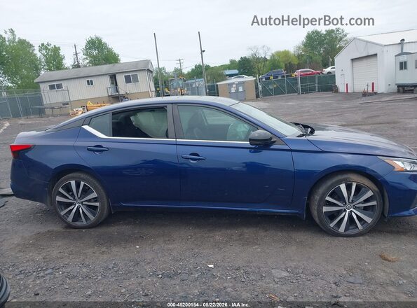 1N4BL4CW0MN338844 2021 NISSAN ALTIMA Blue Vista interior trasera
