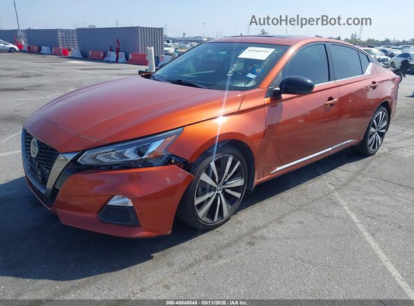 1N4BL4CW2KN317975 2019 NISSAN ALTIMA Оранжевый Передняя левая четверть