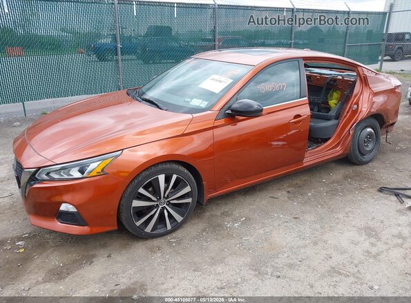 1N4BL4CW5LC202509 2020 NISSAN ALTIMA Orange Vista tres cuartos delantera izquierda