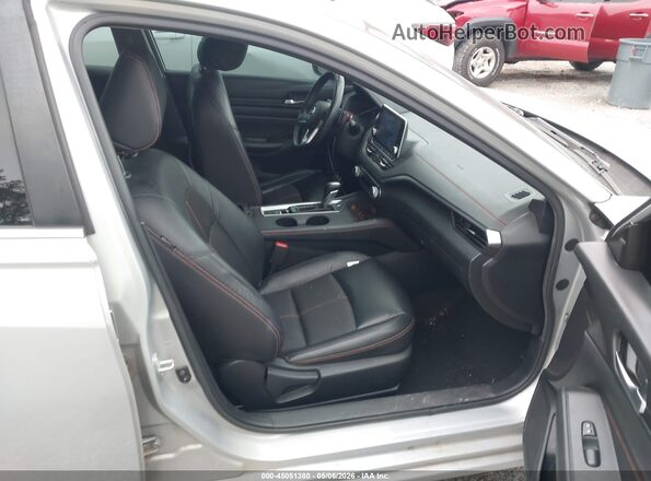 1N4BL4CW5MN314295 2021 NISSAN ALTIMA Серебряный Вид салона спереди