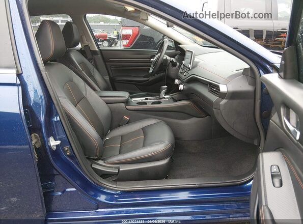 1N4BL4CW6LC186725 2020 NISSAN ALTIMA Blue Front interior view