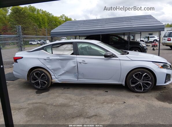1N4BL4CW9RN323959 2024 NISSAN ALTIMA Gray Rear interior view