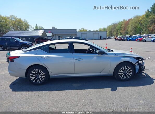 1N4BL4DV0RN392111 2024 NISSAN ALTIMA Silver 