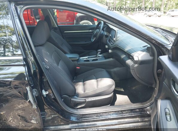 1N4BL4DV1KC150607 2019 NISSAN ALTIMA Черный Вид салона спереди