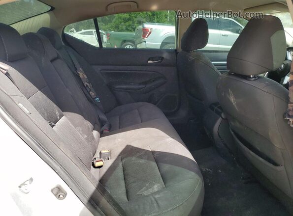 1N4BL4DV1MN357375 2021 NISSAN ALTIMA Silver Widok tylnych siedzeń