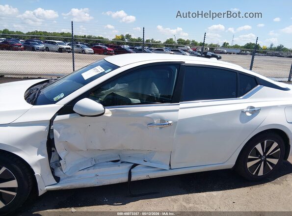 1N4BL4DV2MN376758 2021 NISSAN ALTIMA White 