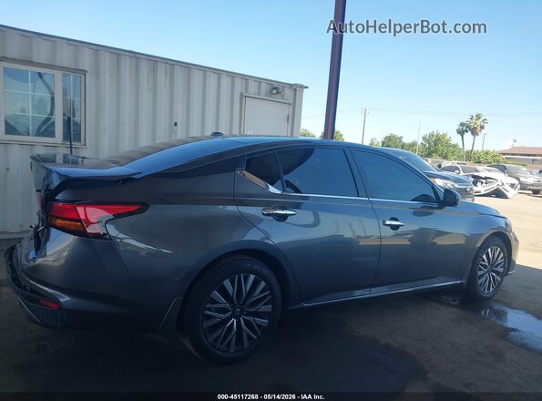 1N4BL4DV2RN435654 2024 NISSAN ALTIMA Gray Вид задньої частини салону